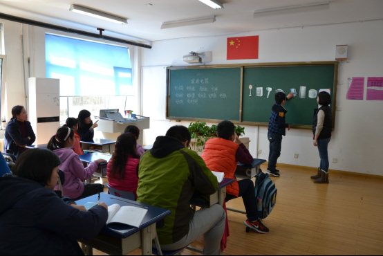 F:\2017-2018第二学期新闻\3月\推送\20180323推送\20180320生活组常态听课总稿\3.JPG